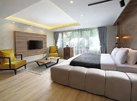 Walton Sisli 3*